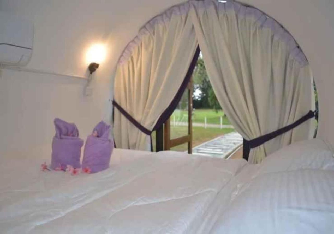 Hotel Mango'S Park Port Dickson Esterno foto