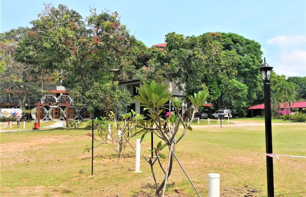 Hotel Mango'S Park Port Dickson Esterno foto