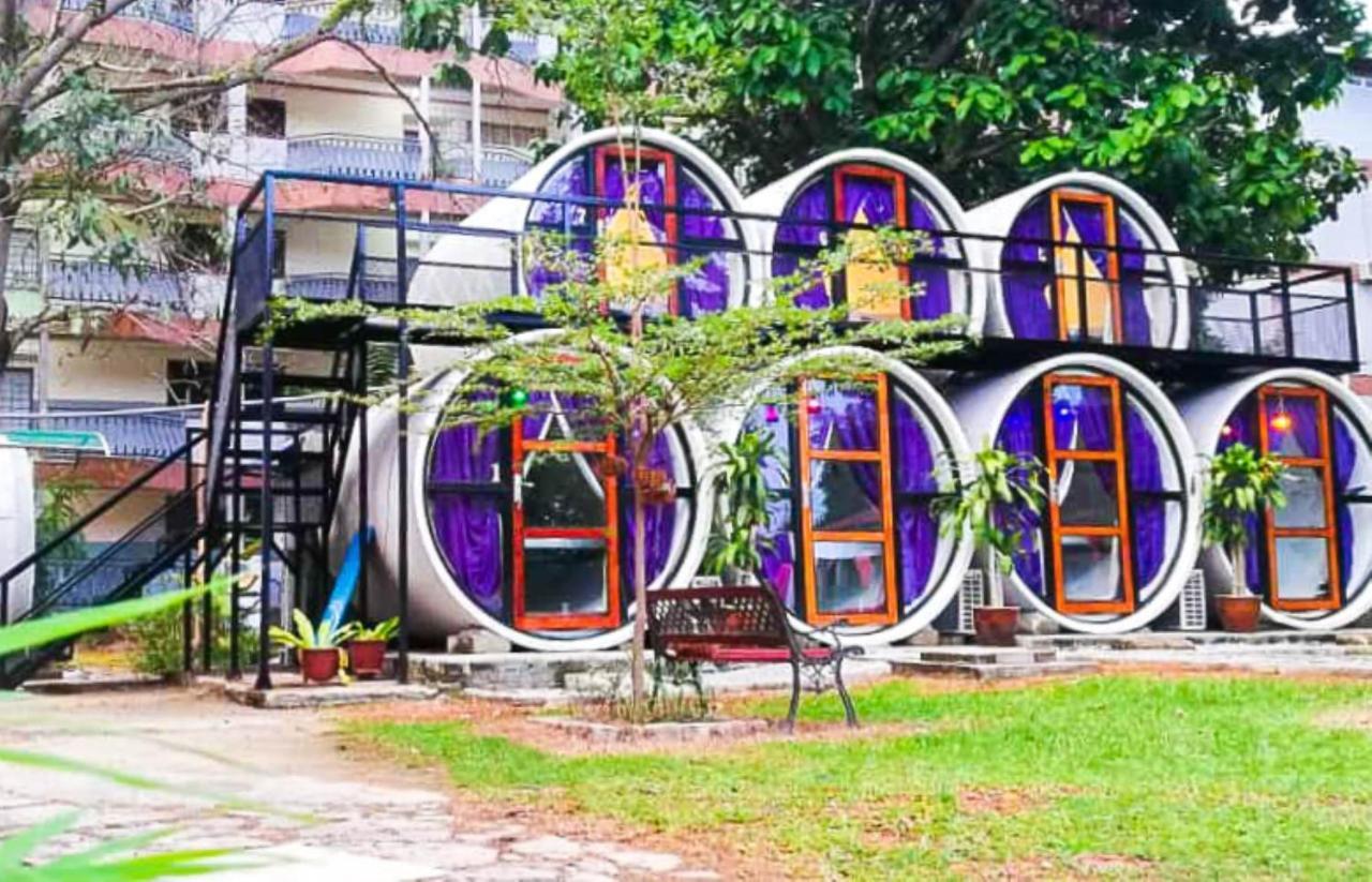 Hotel Mango'S Park Port Dickson Esterno foto
