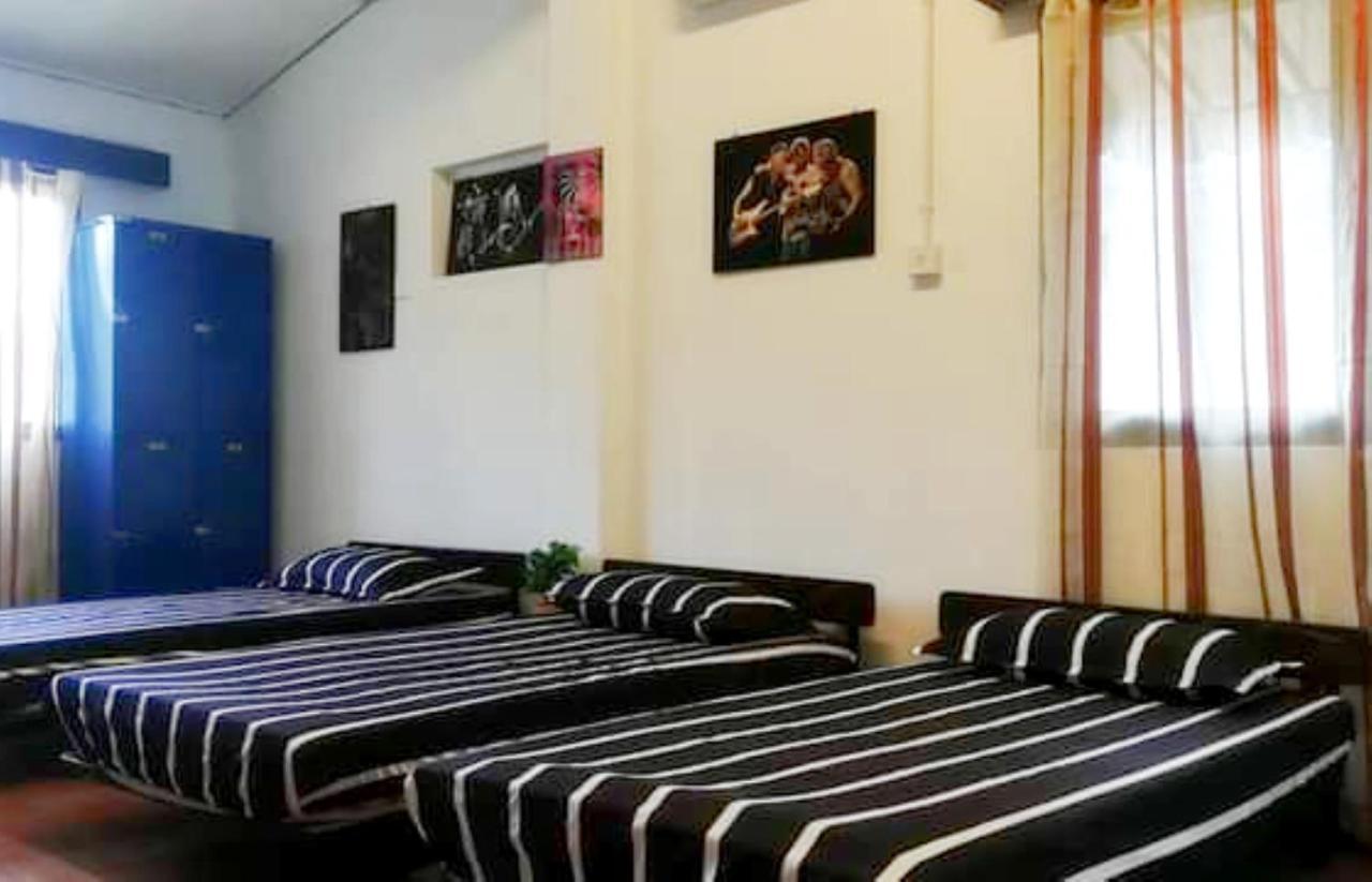 Hotel Mango'S Park Port Dickson Esterno foto