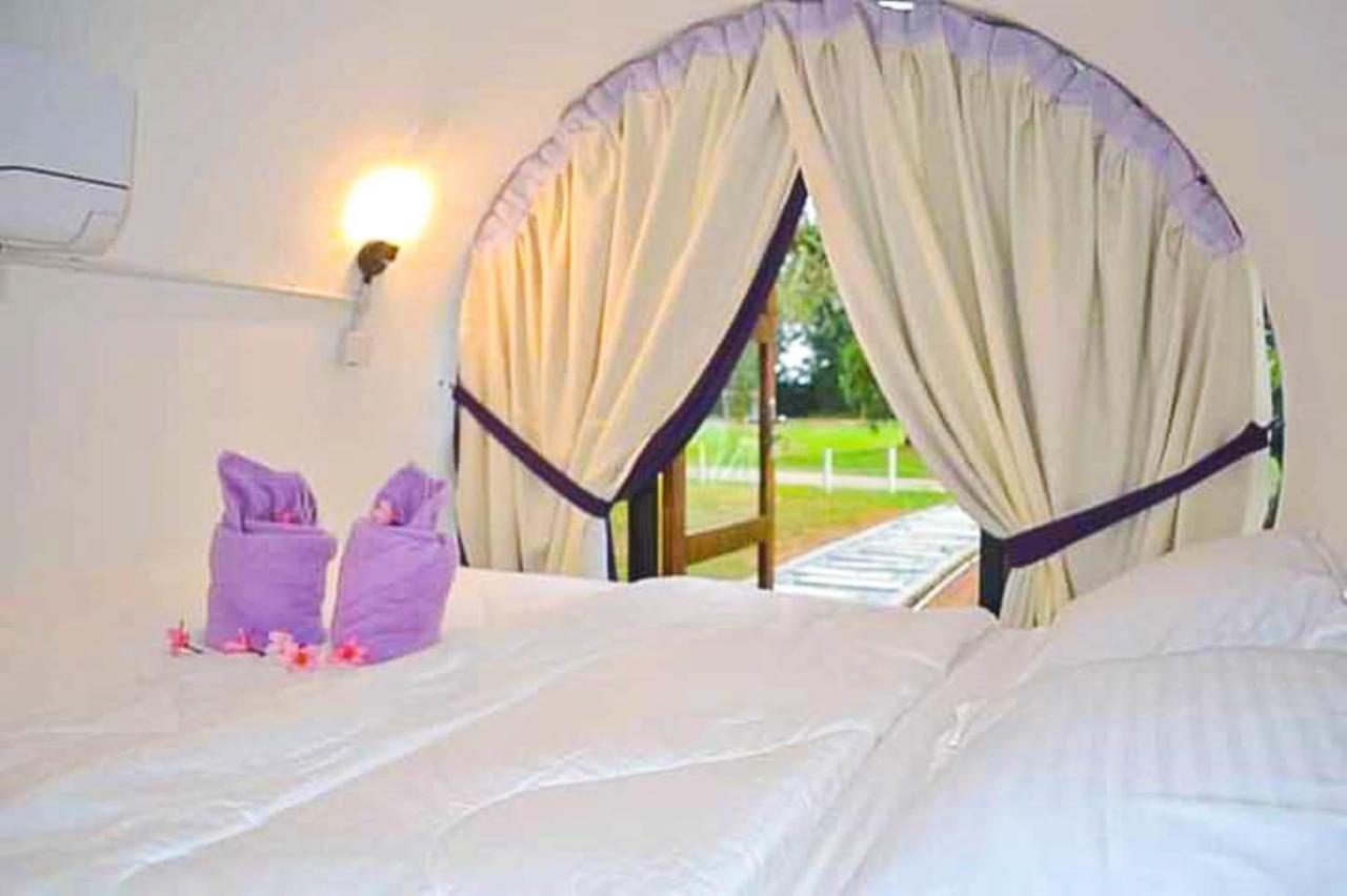 Hotel Mango'S Park Port Dickson Esterno foto